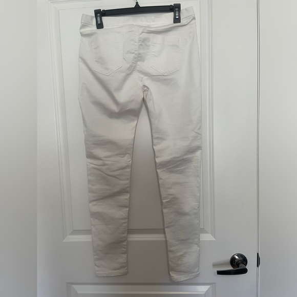 2/$15❗️PRIMARK white jeggings, size 8. EUC - Picture 2 of 7